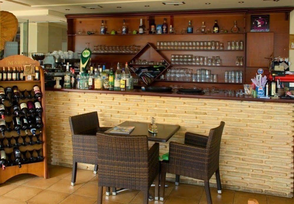 Esperanza Hotel Kanali  Luaran gambar