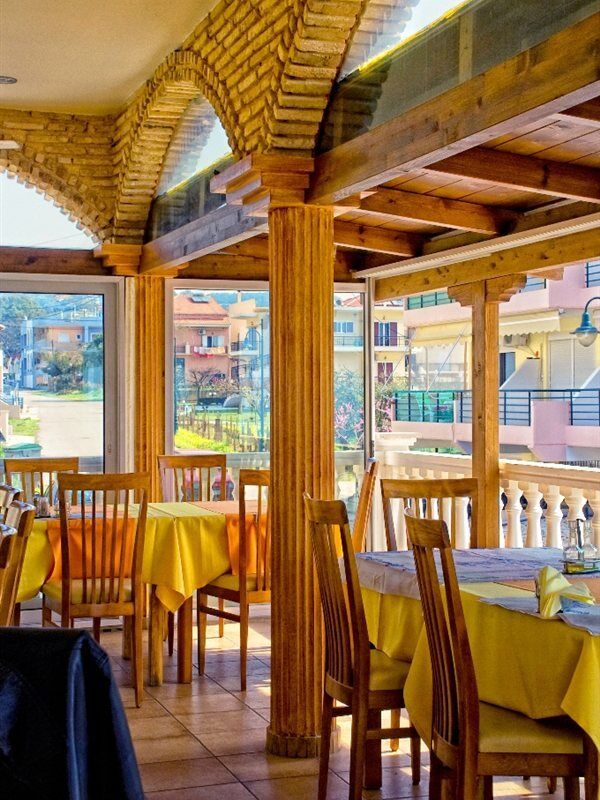 Esperanza Hotel Kanali  Luaran gambar
